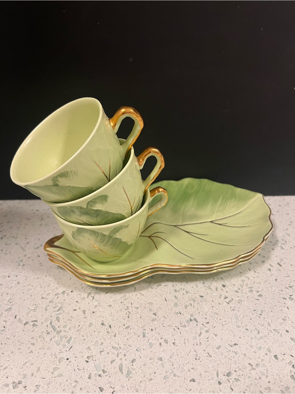Vintage ROYAL WINTON England Green Leaf Teacups & Saucer Set of 3 Gold Trim